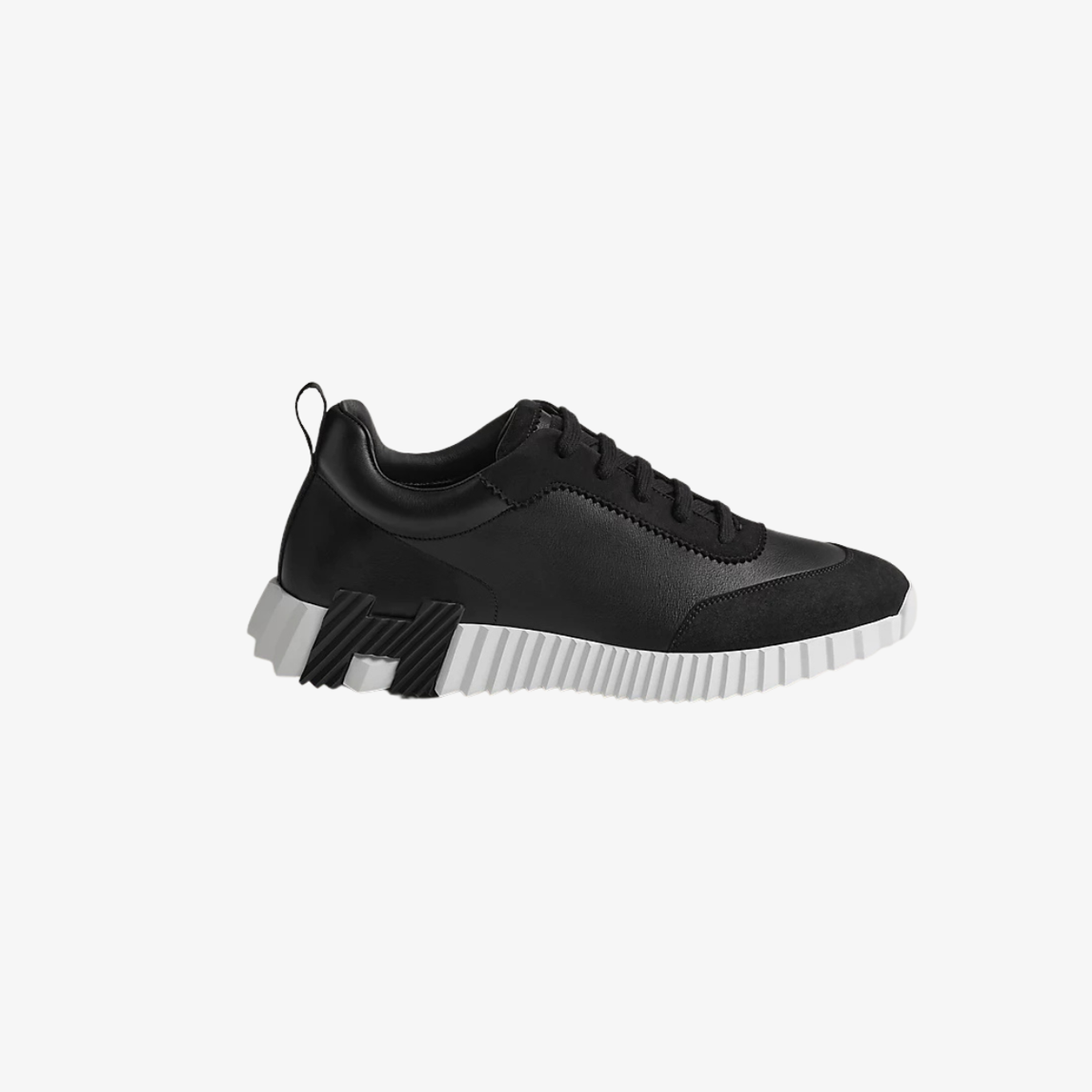 SNEAKERS BOUNCING